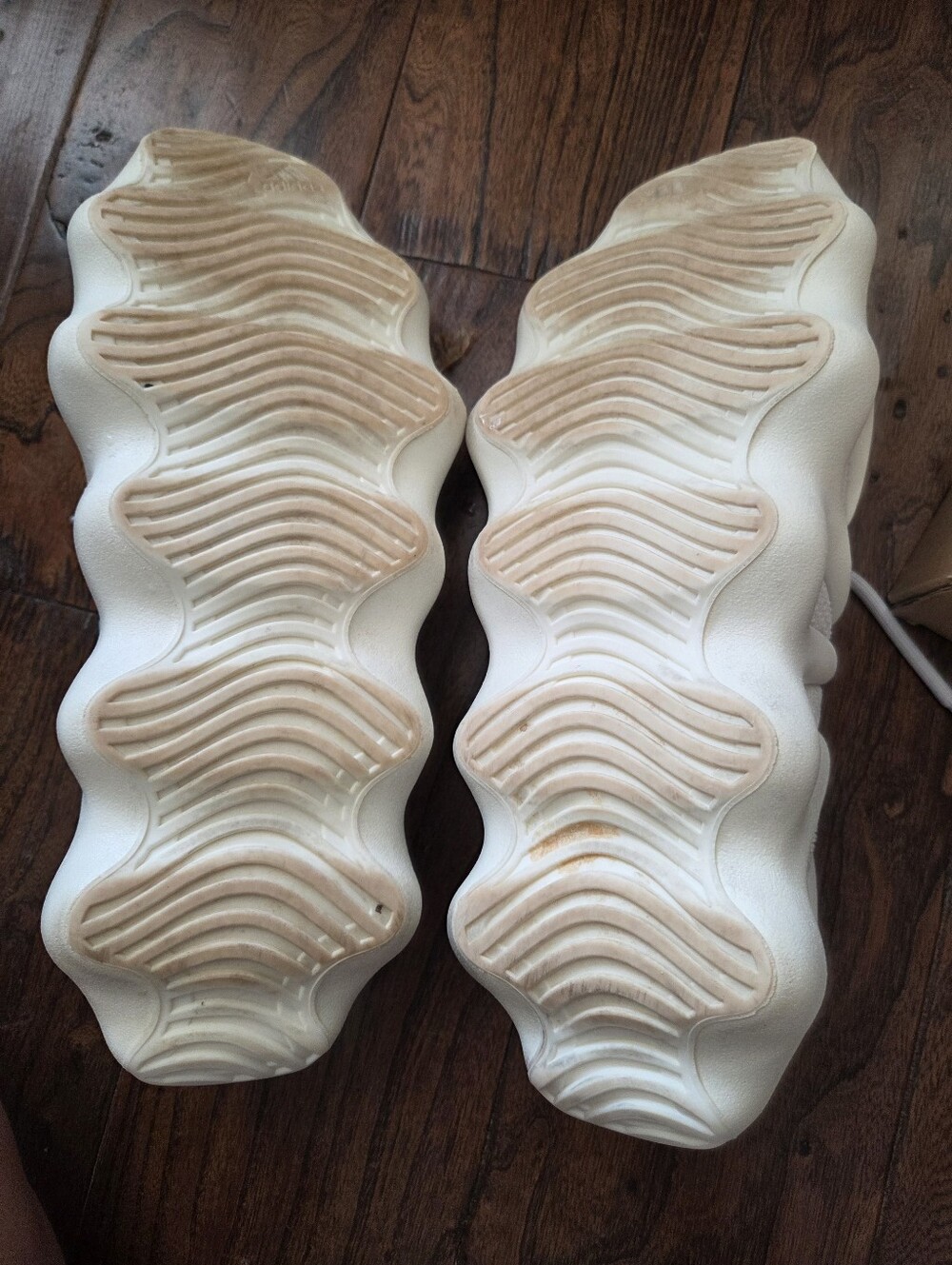 Authentic Yeezy 450 Pale Cream Knit Sneakers - Picture 7 of 9